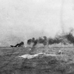 HMS_Indefatigable_sinking